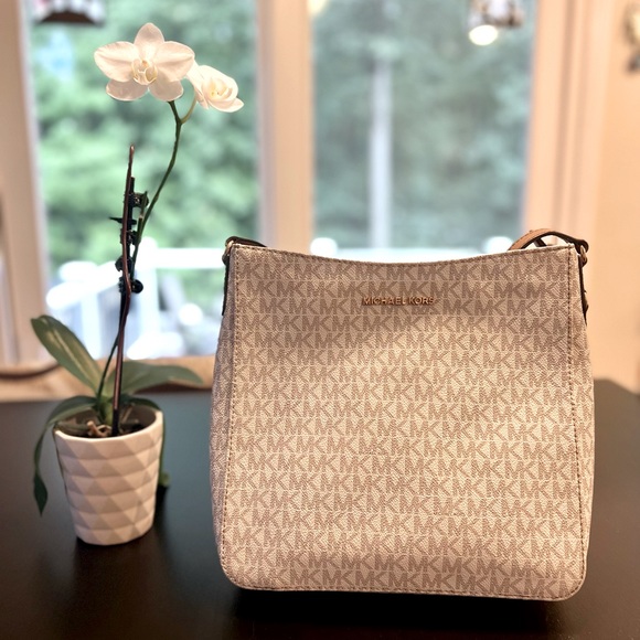MICHAEL Michael Kors Handbags - Michael Kors bag